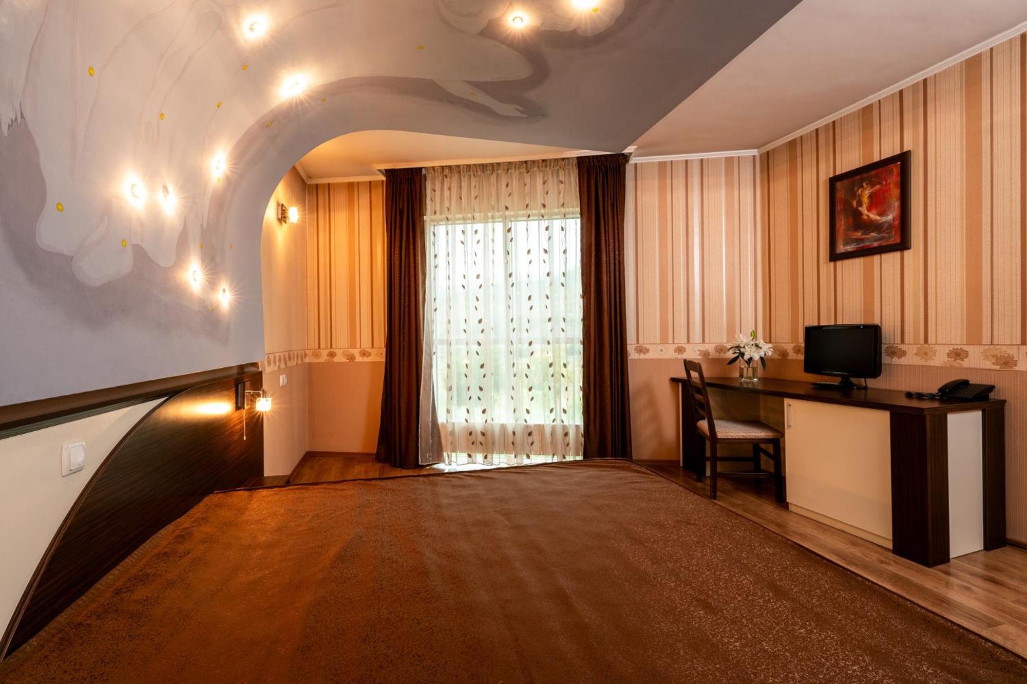 Spa Hotel Holiday Velingrad Exterior foto