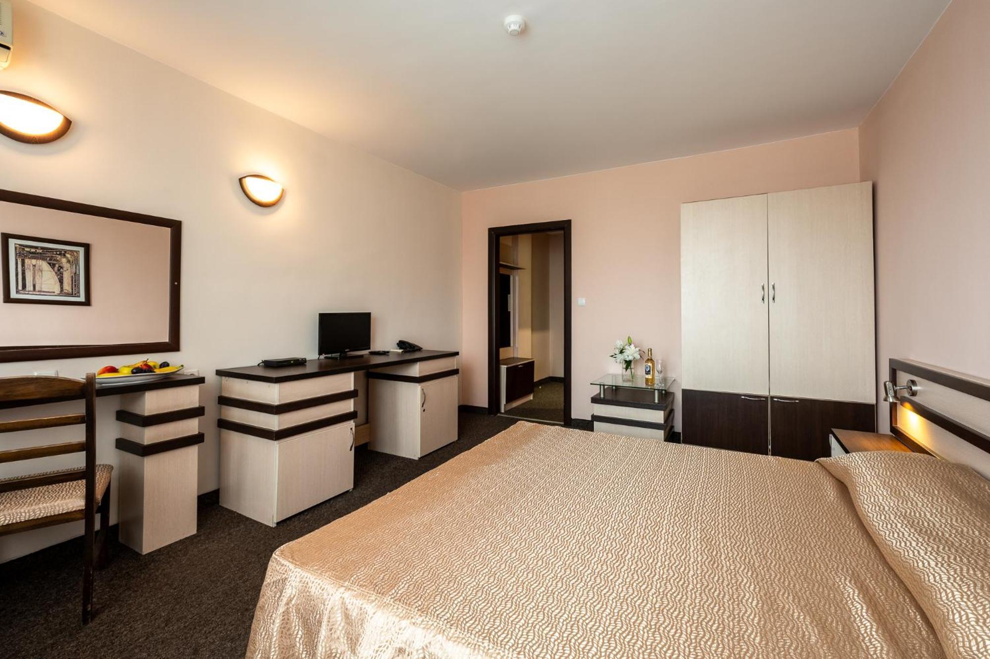 Spa Hotel Holiday Velingrad Exterior foto