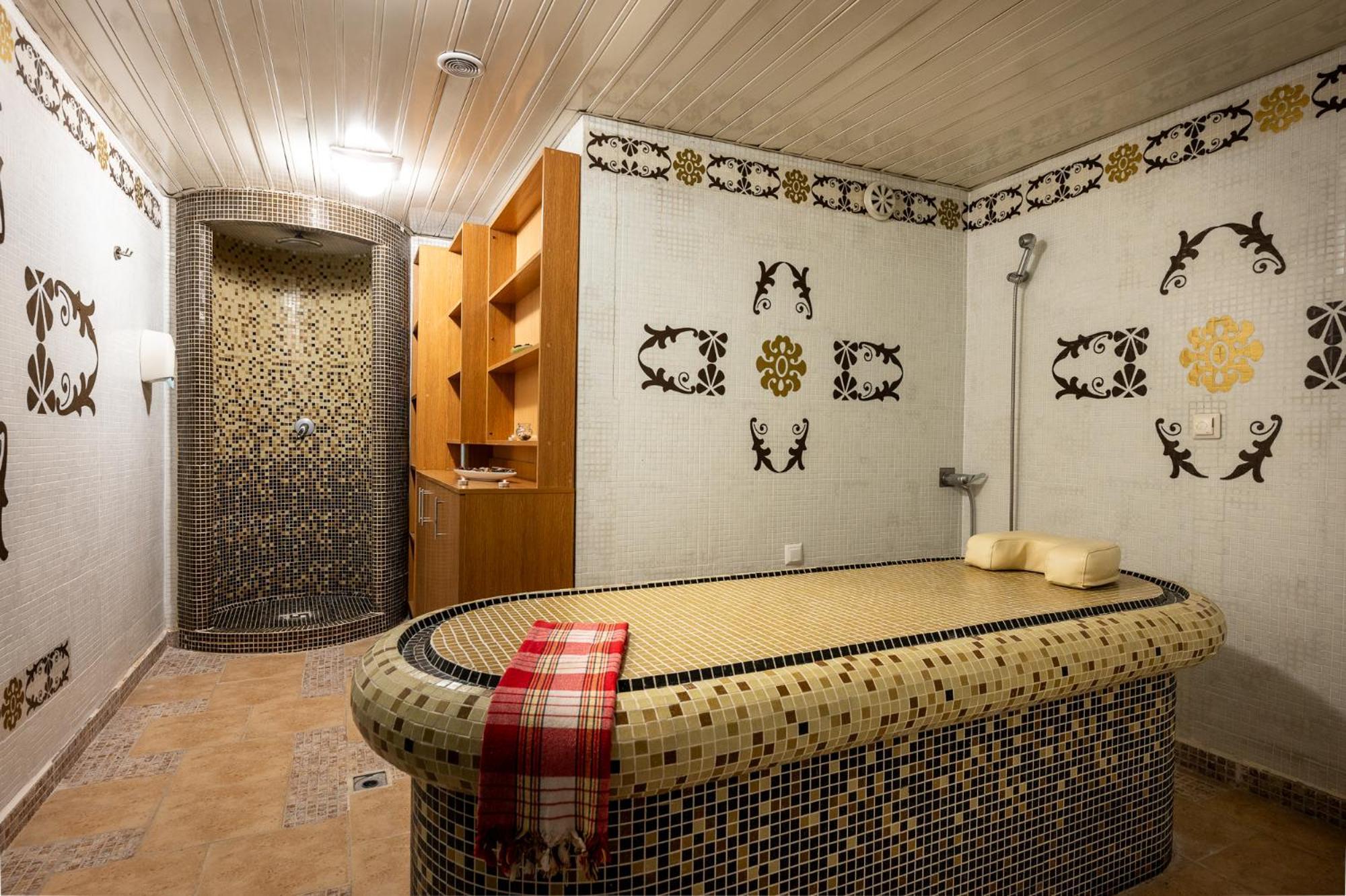 Spa Hotel Holiday Velingrad Exterior foto